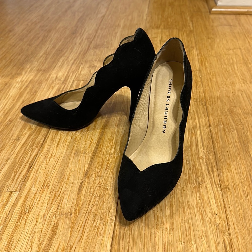 Chinese Laundry black heels